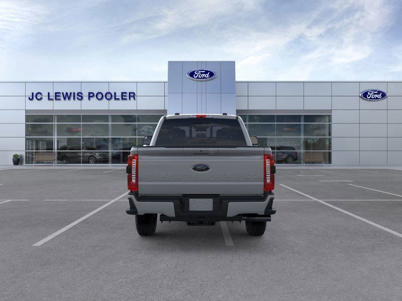 2025 Ford F-250 Super Duty Black Widow
