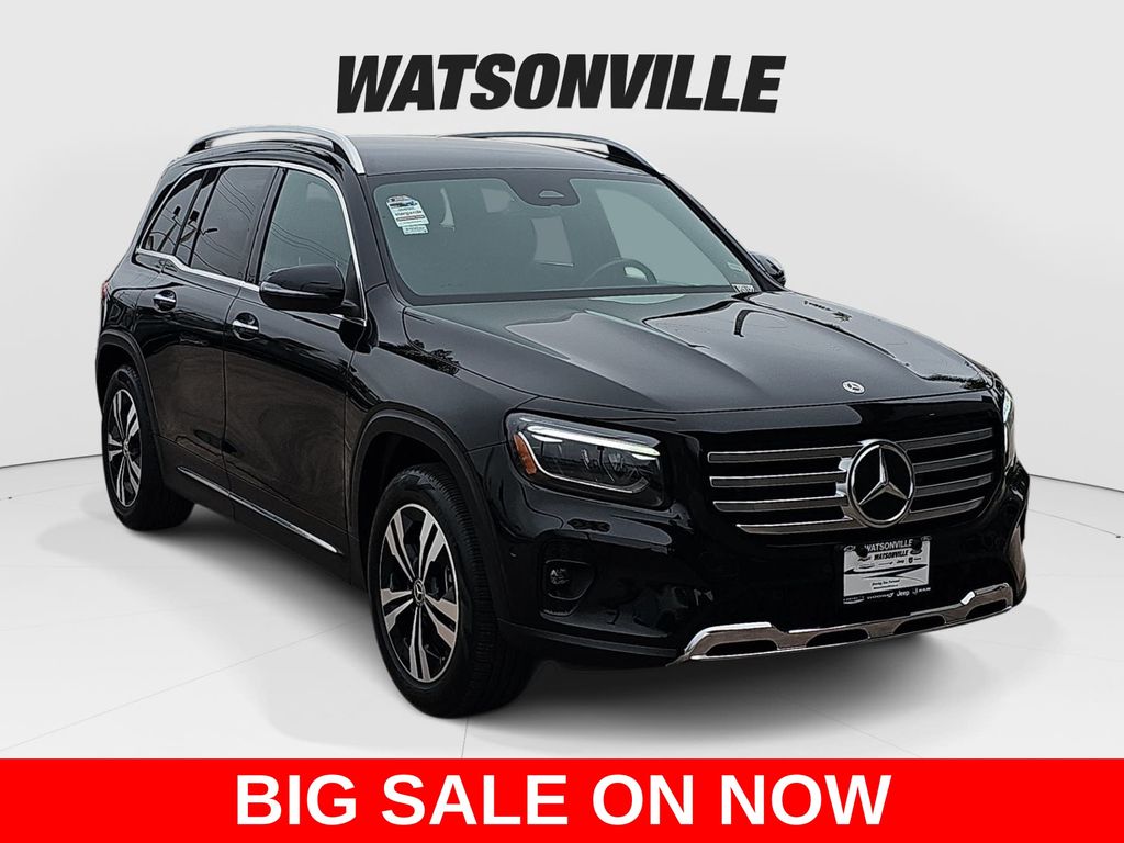 Cosmos Black Metallic 2025 Mercedes-Benz GLB SUV / Crossover Front-Wheel Drive 8-Speed Dual Clutch