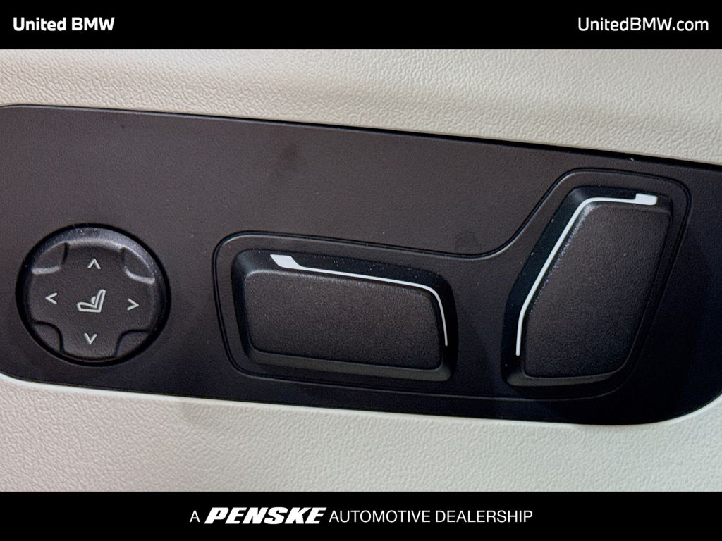 Thumbnail: 2024 BMW 5 Series - 4