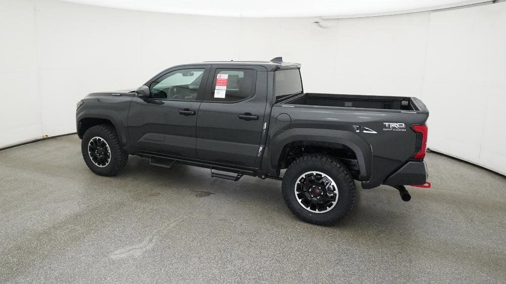 2025 Toyota Tacoma TRD Off-Road 7