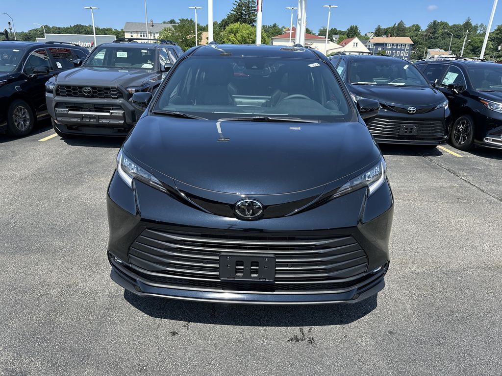 New 2026 Toyota Sienna Van