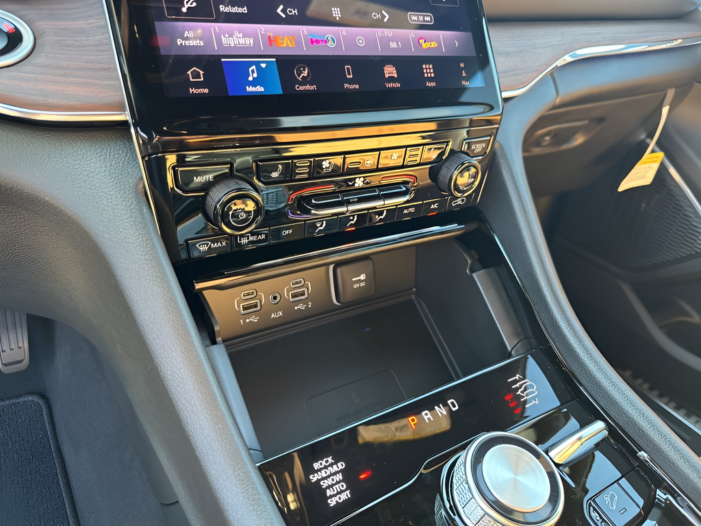 New Car 2025 Jeep Grand Cherokee  Summit For Sale Under $60,000 In Austin, Texas