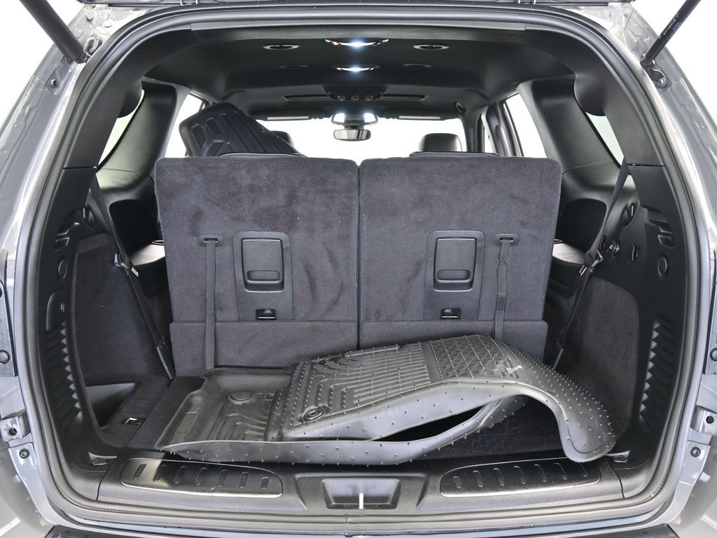 Used 2021 Destroyer Gray Clearcoat Dodge R/T image 37