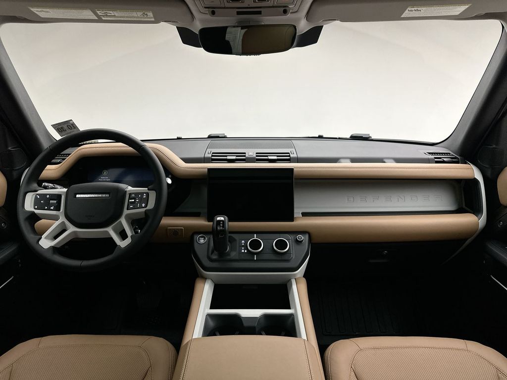 Thumbnail: 2025 Land Rover Defender - 20