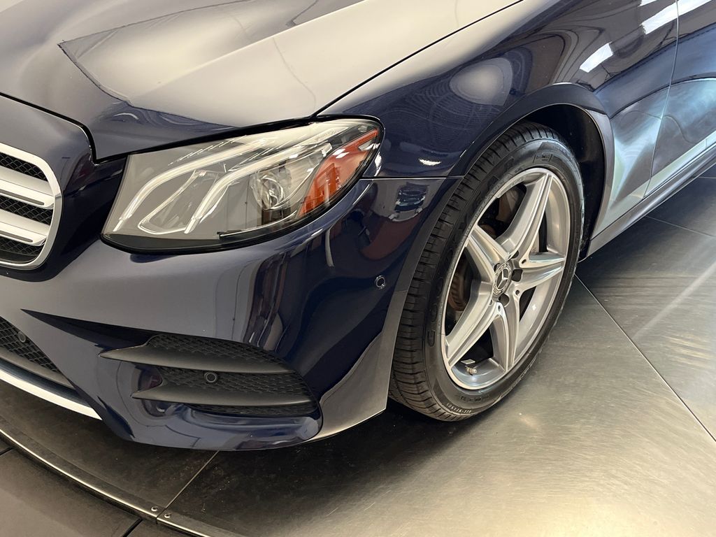2019 Mercedes-Benz E-Class E 300 9