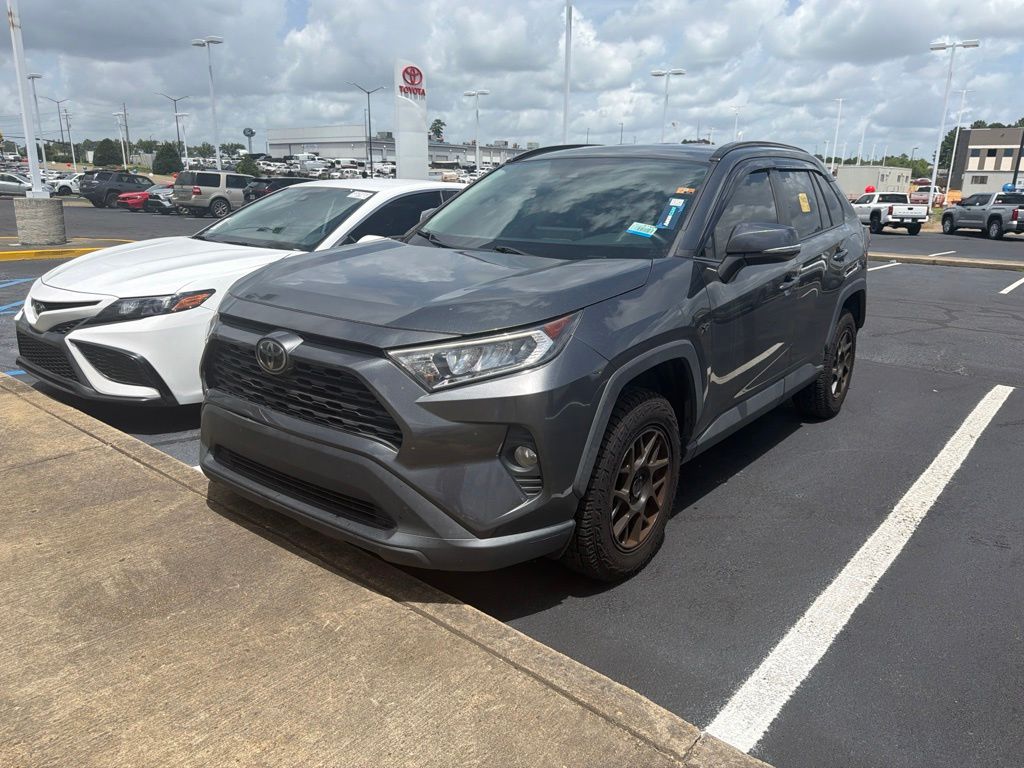 2020 Toyota RAV4 XLE FWD