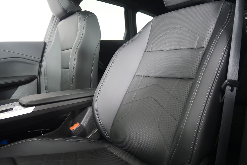 Thumbnail: 2026 BMW X1 - 10