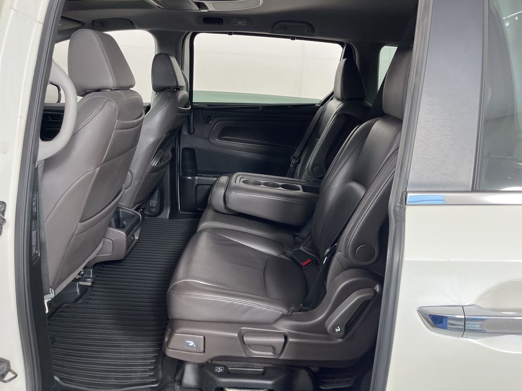 Thumbnail: 2018 Honda Odyssey - 21