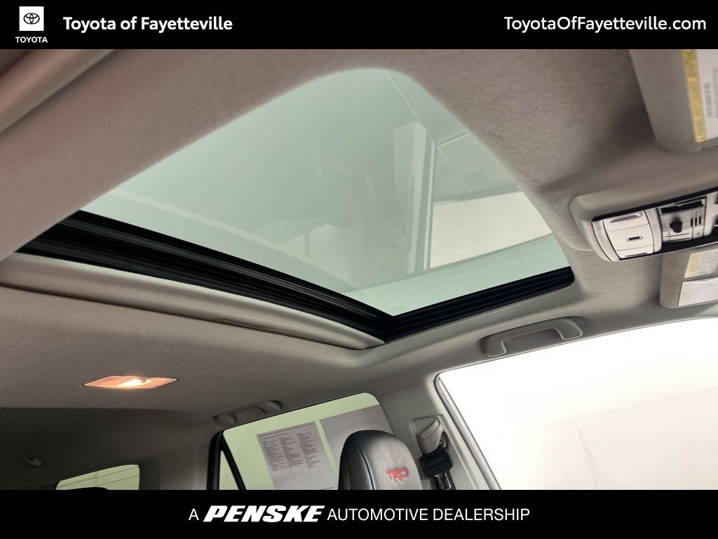 Thumbnail: 2021 Toyota 4Runner - 5