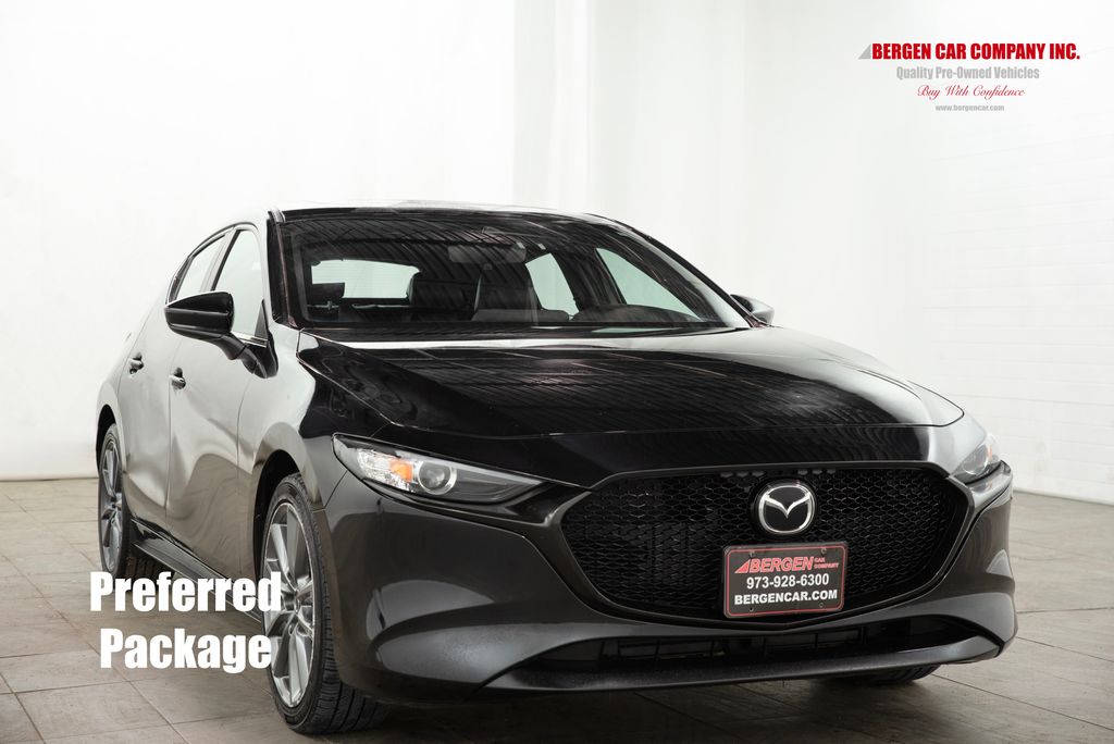 2023 Mazda MAZDA3 2.5 S Preferred Hatchback FWD