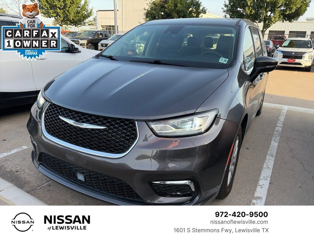 Gray (Granite Crystal Metallic Clearcoat) 2023 Chrysler Pacifica Minivan Front-Wheel Drive 9-Speed Automatic