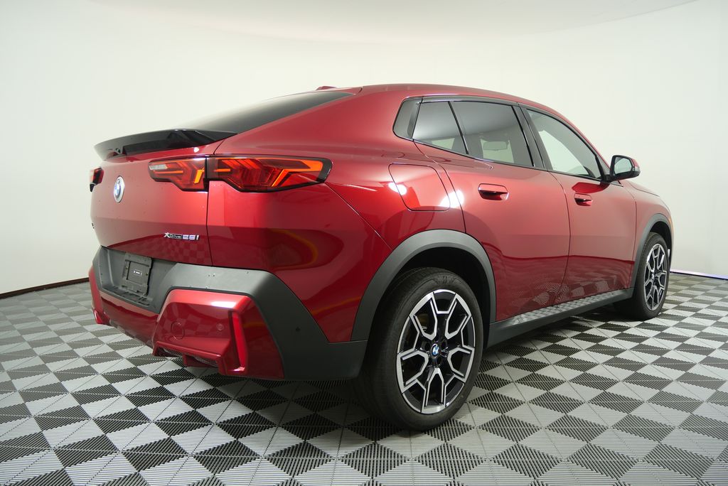 Thumbnail: 2025 BMW X2 - 3