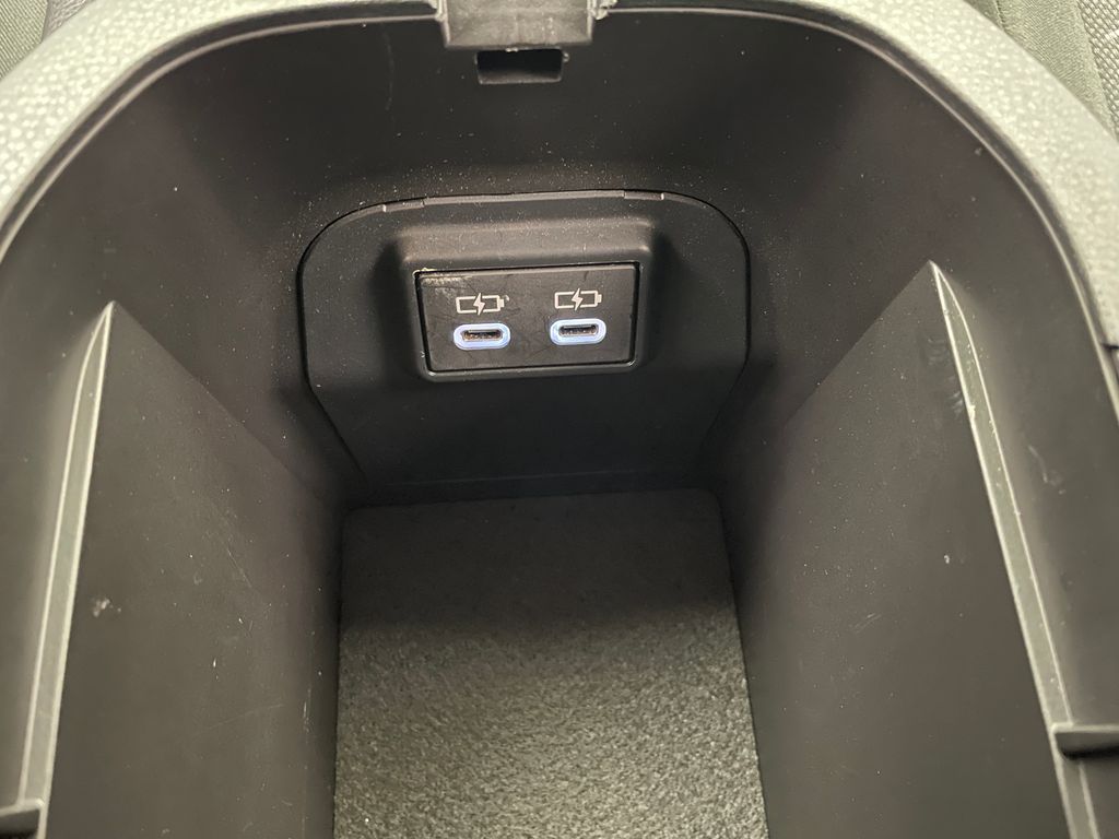2023 Toyota RAV4 XLE 30