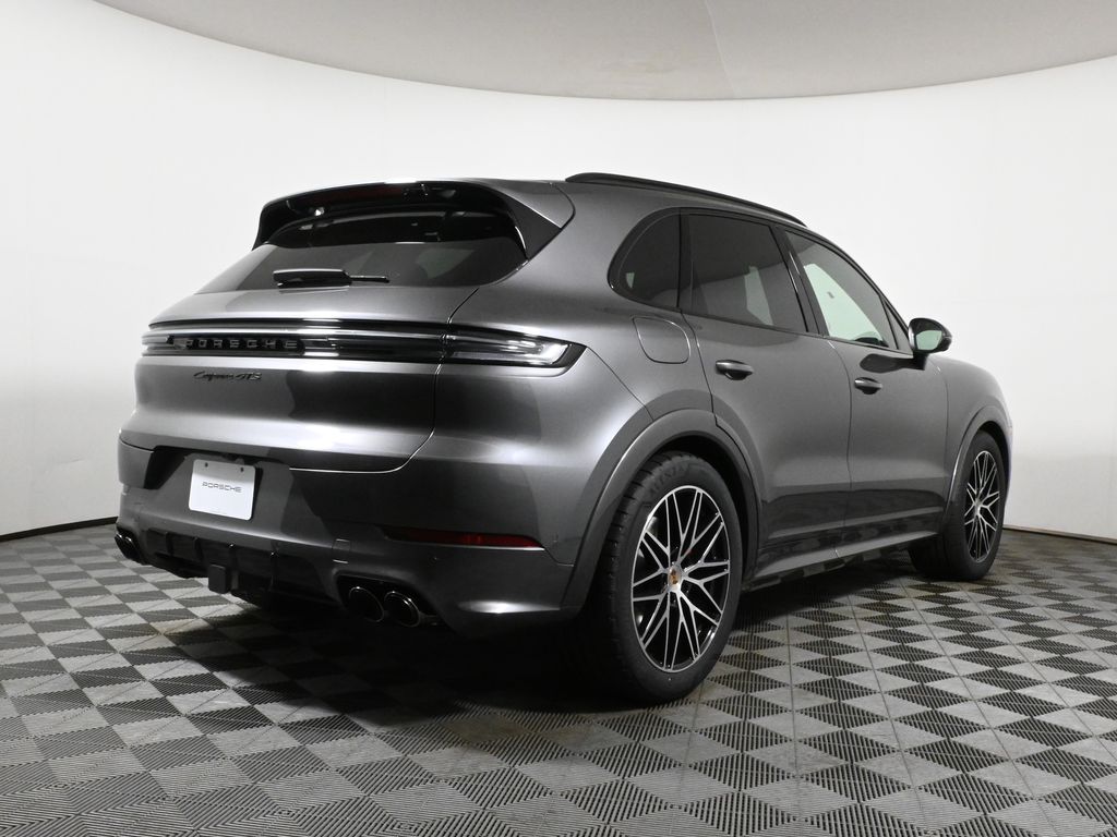 Thumbnail: 2026 Porsche Cayenne - 7