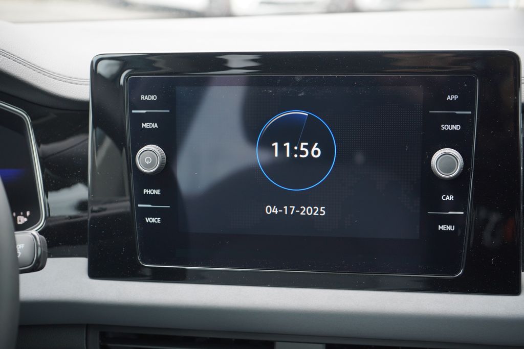 2025 Volkswagen Jetta SE 15