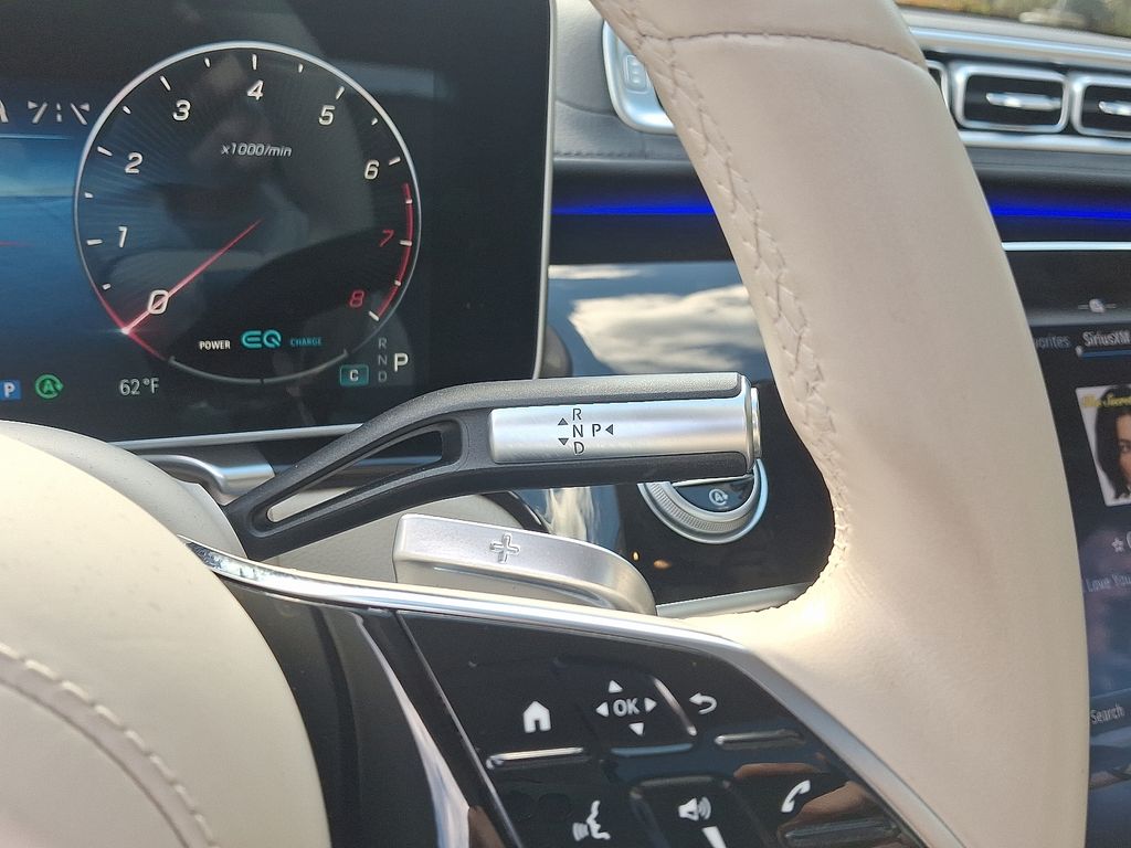 Thumbnail: 2022 Mercedes-Benz S-Class - 15