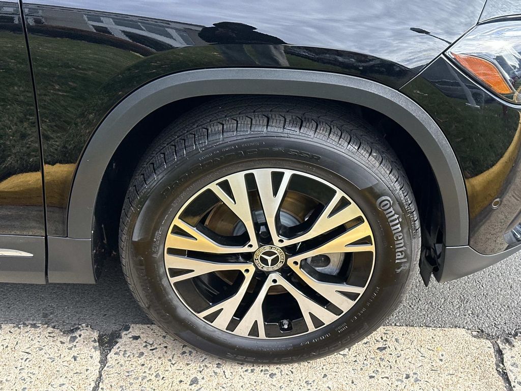 Thumbnail: 2025 Mercedes-Benz GLA - 17