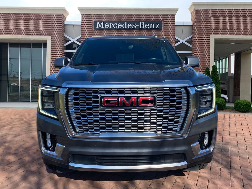 2021 GMC Yukon Denali 2