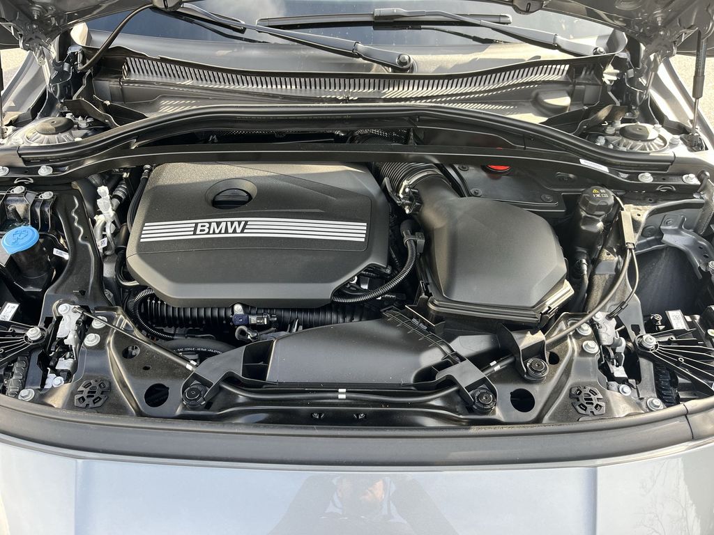 Thumbnail: 2025 BMW 2 Series - 26