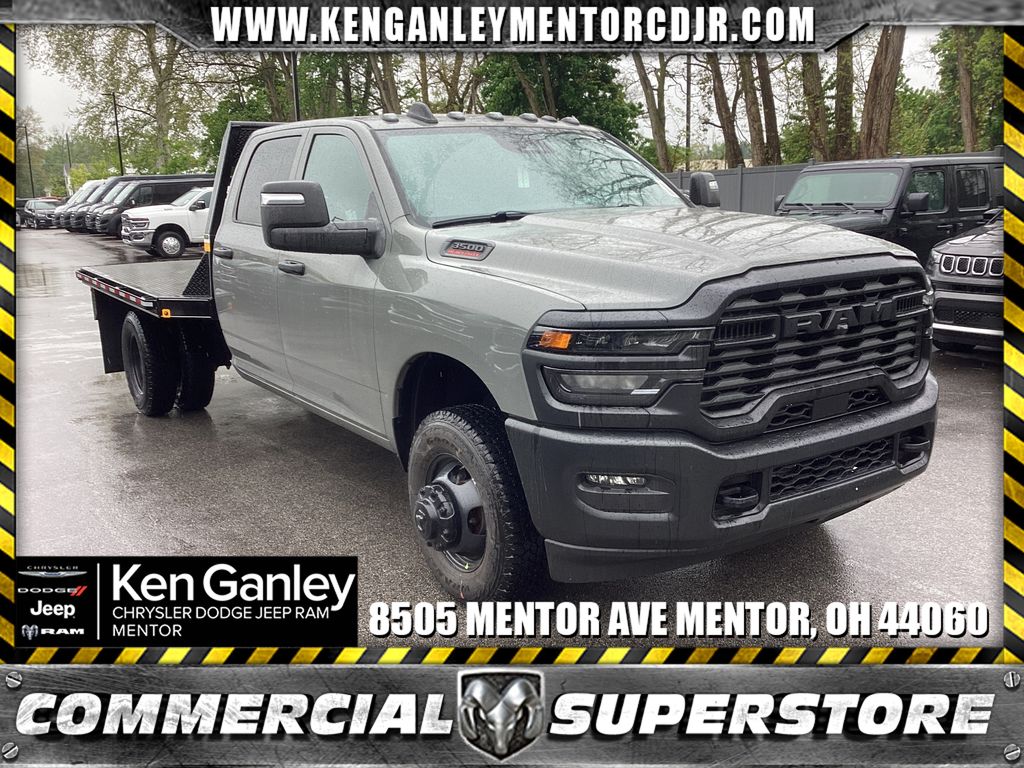 Ceramic Gray Clearcoat 2026 RAM 3500 Chassis Tradesman Crew Cab LB DRW 4WD Pickup Truck Four-Wheel Drive 8-Speed Automatic