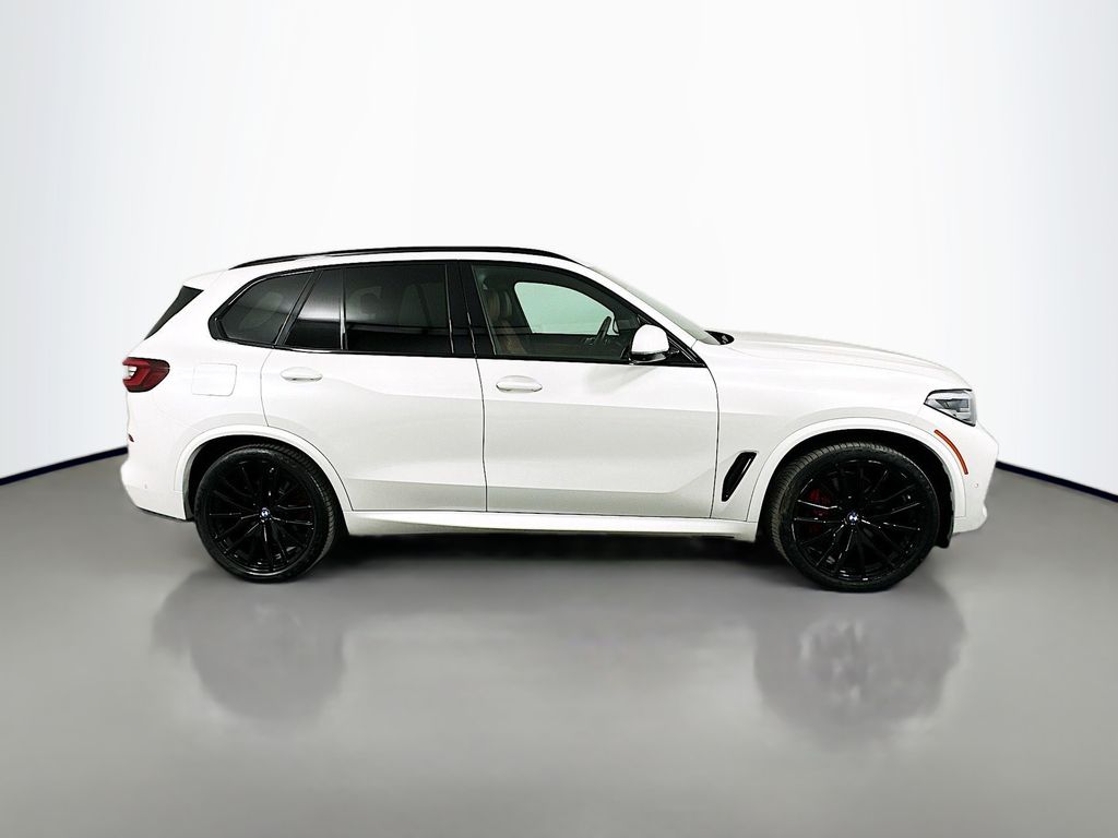 Thumbnail: 2023 BMW X5 - 4