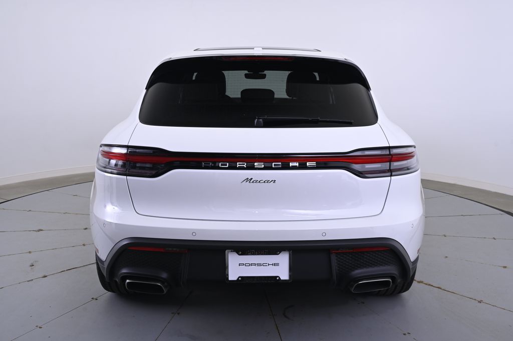 Thumbnail: 2025 Porsche Macan - 6