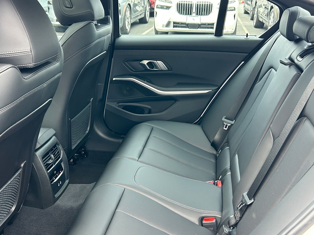 2023 BMW 3 Series 330i 30