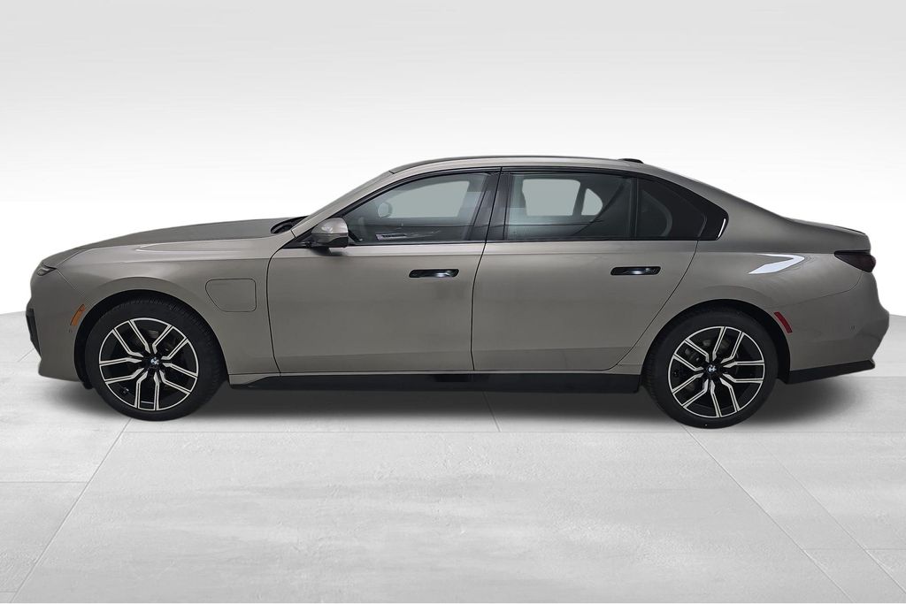 2026 Bmw 750e 750e xDrive photo 4