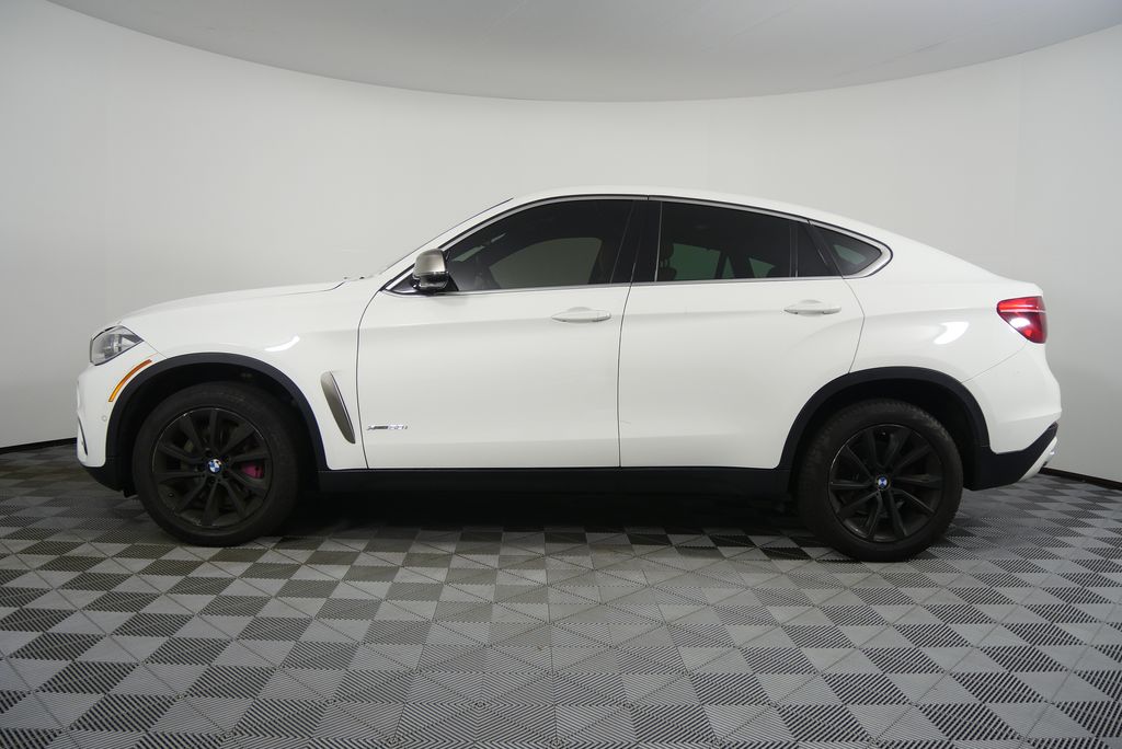 Thumbnail: 2019 BMW X6 - 6