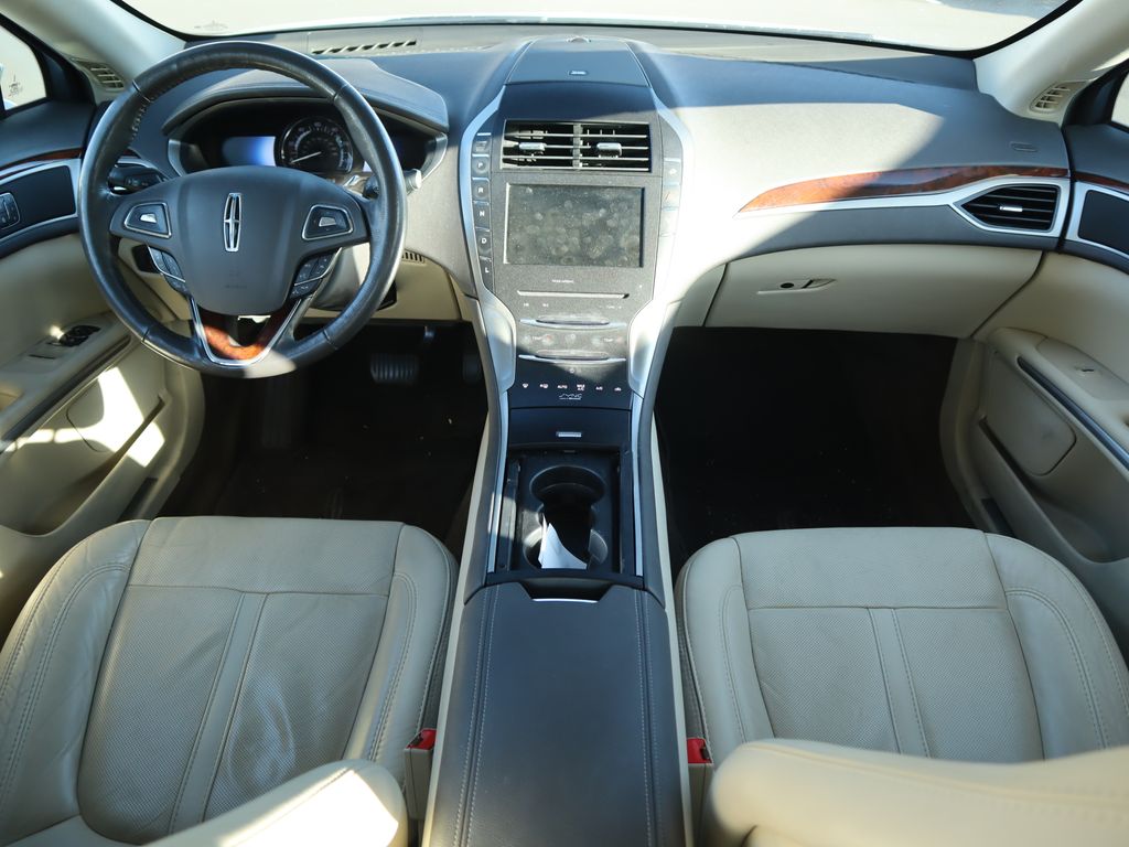 Thumbnail: 2014 Lincoln MKZ - 7