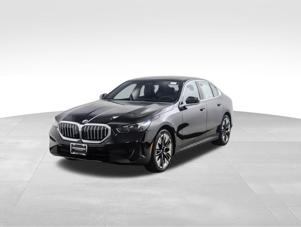 Thumbnail: 2026 BMW 5 Series - 1