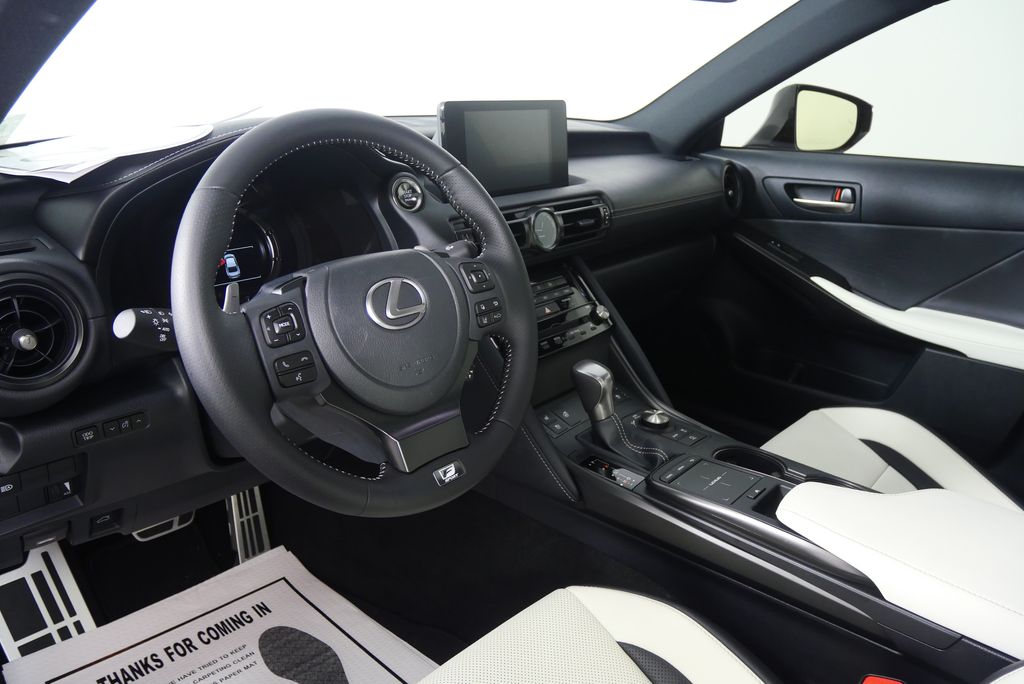2025 Lexus IS 350 12