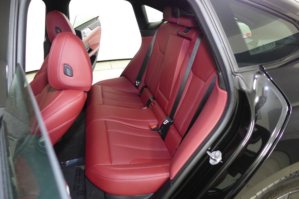 Thumbnail: 2023 BMW i4 - 21