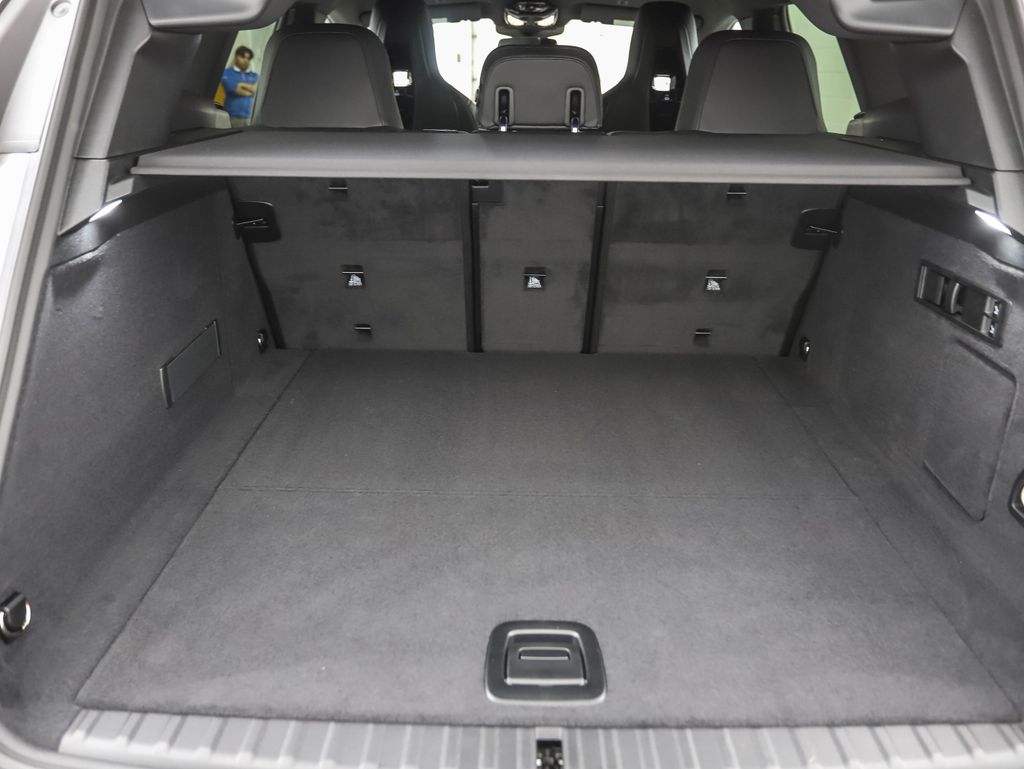 Thumbnail: 2026 BMW iX - 22