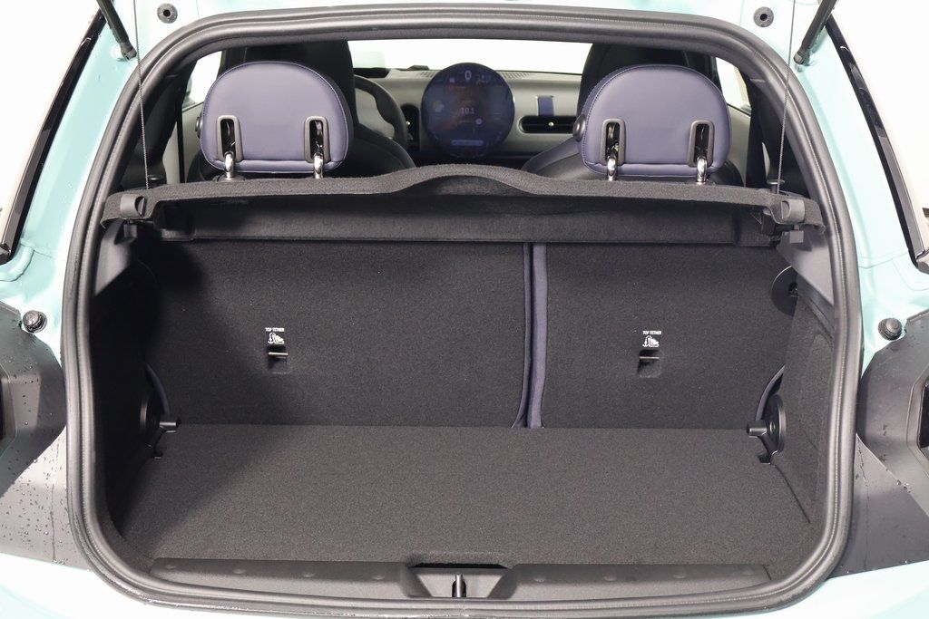 2025 MINI Cooper Hardtop 2 Door 8