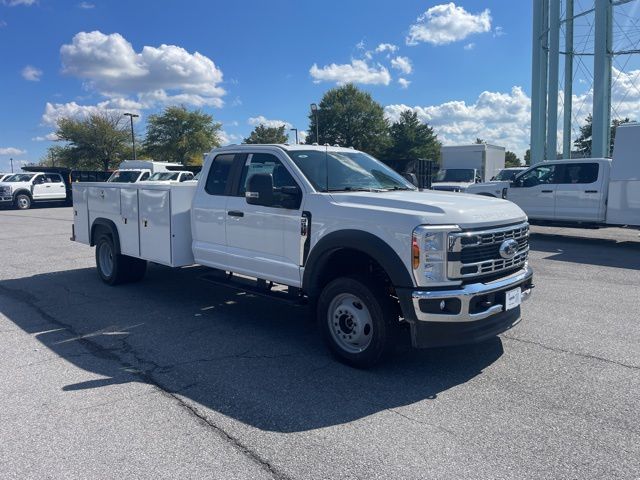 2025 Ford F-550 Chassis XL