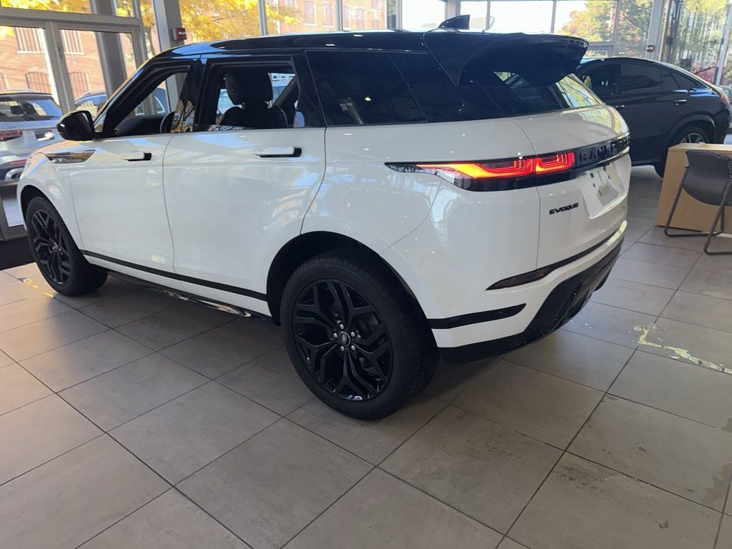 2023 Land Rover Range Rover Evoque Dynamic 4