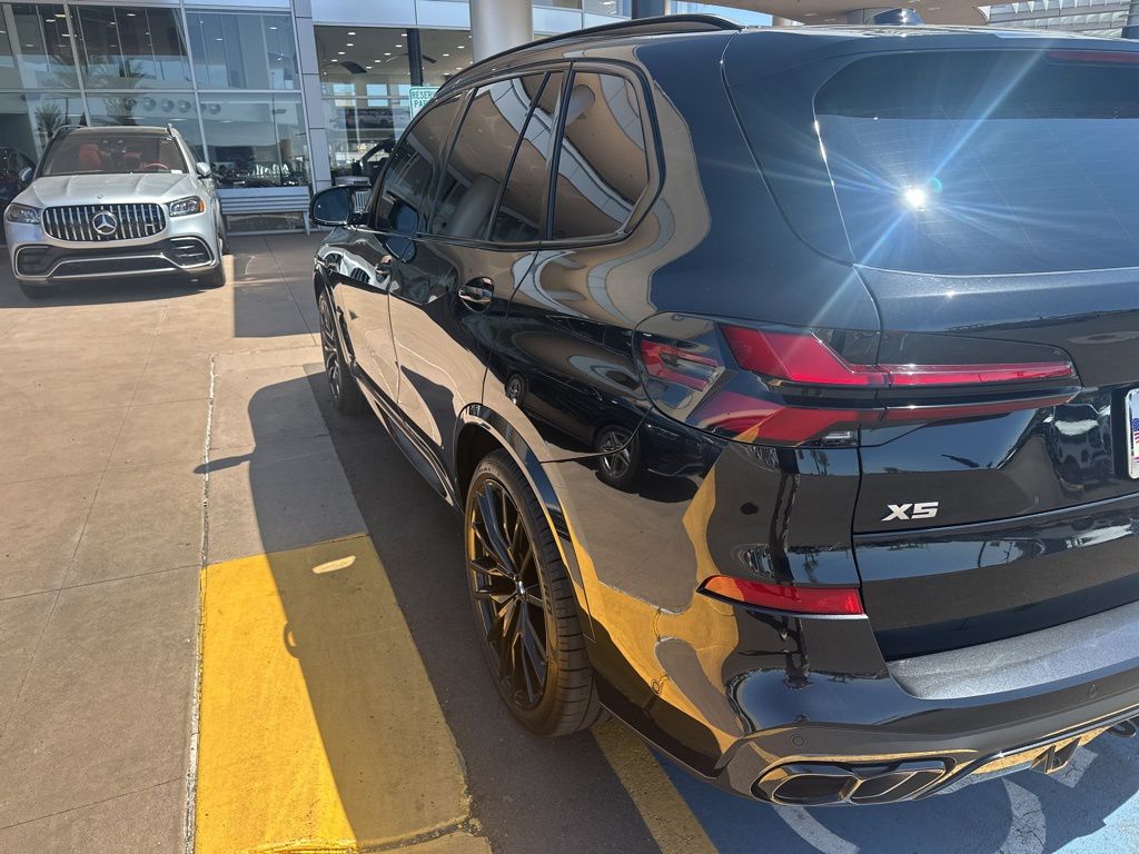 Thumbnail: 2024 BMW X5 - 3