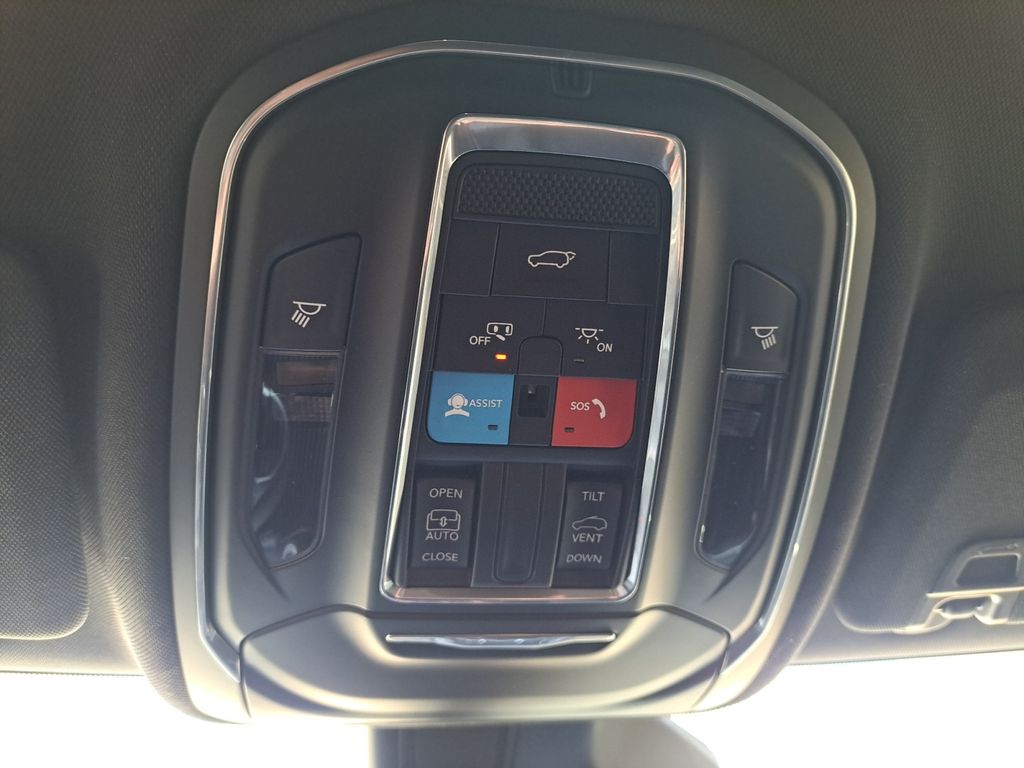 Used Car 2024 Jeep Grand Cherokee L  Wagon 4 Dr. Laredo Rear Wheel Drive For Sale Under $35,000 In Austin, Texas
