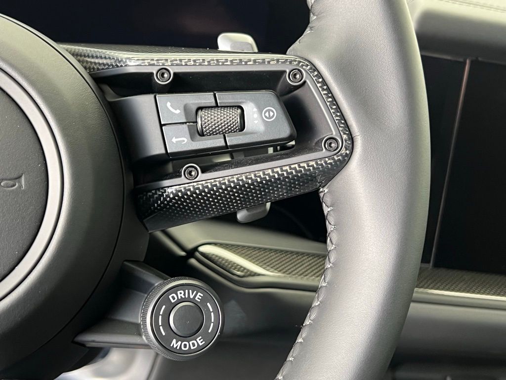 Thumbnail: 2026 Porsche Cayenne - 9