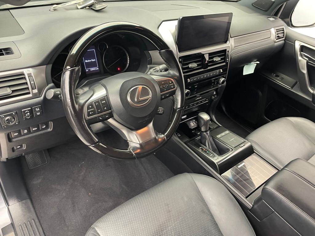 Thumbnail: 2022 Lexus GX - 11