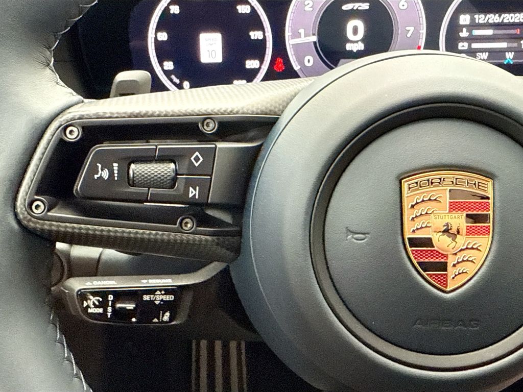 Thumbnail: 2025 Porsche 911 - 14