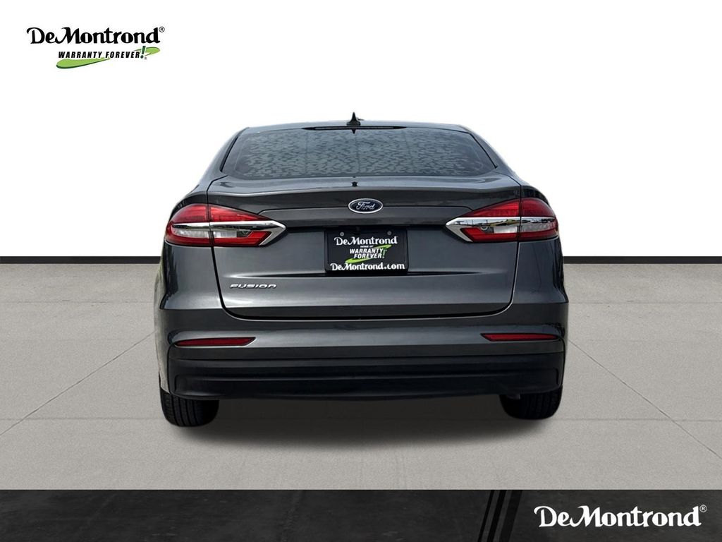 2020 Ford Fusion S - 5