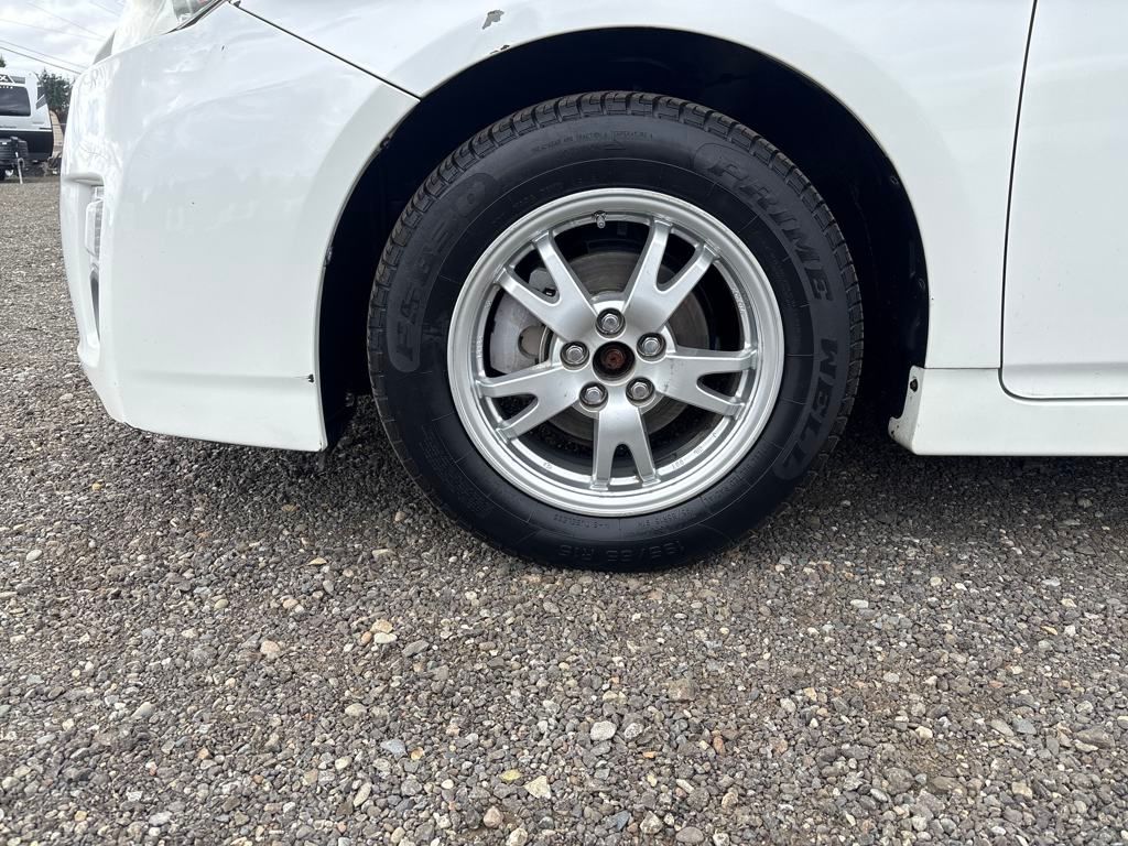 2010 Super White Toyota Prius II FWD Hatchback