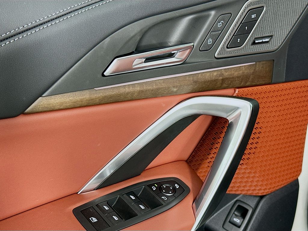 Thumbnail: 2026 BMW X1 - 20