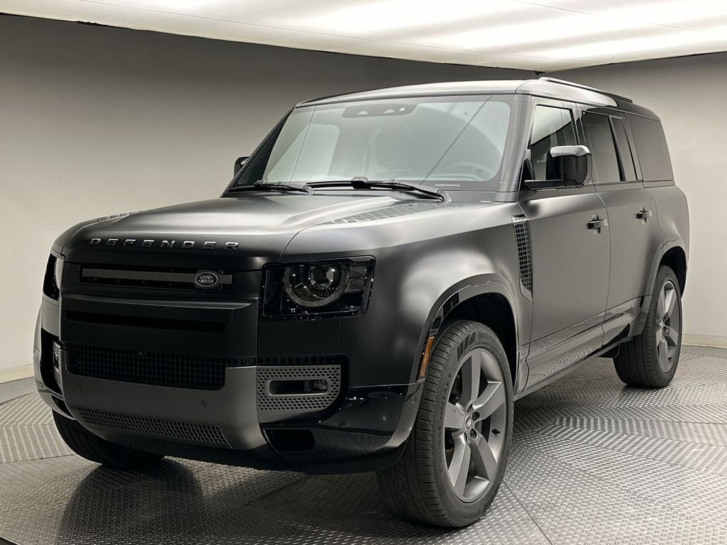 2024 Land Rover Defender 130 -
                Paramus, NJ