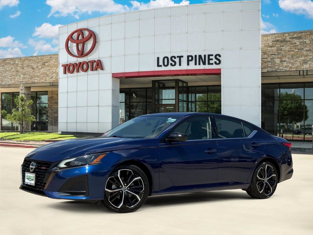 Deep Blue Pearl 2024 Nissan Altima Sedan Front-Wheel Drive Continuously Variable Transmission
