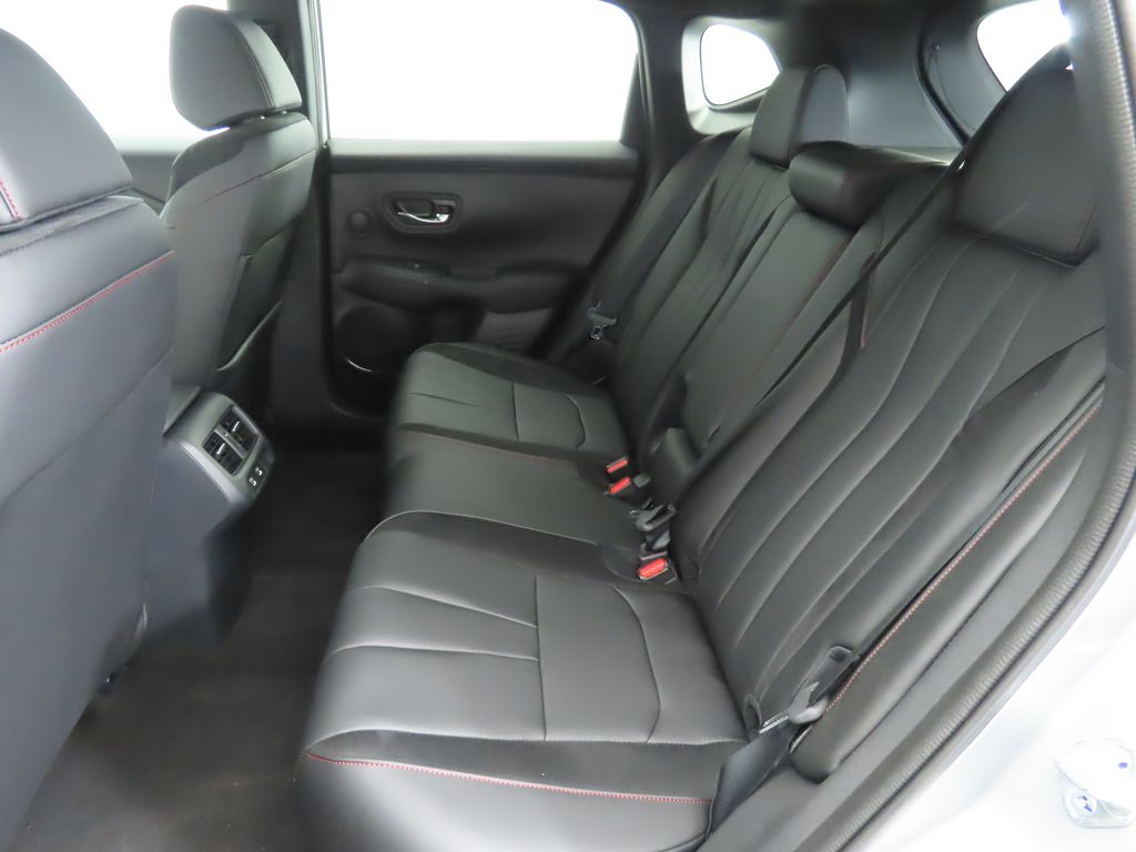 Thumbnail: 2025 Acura ADX - 22