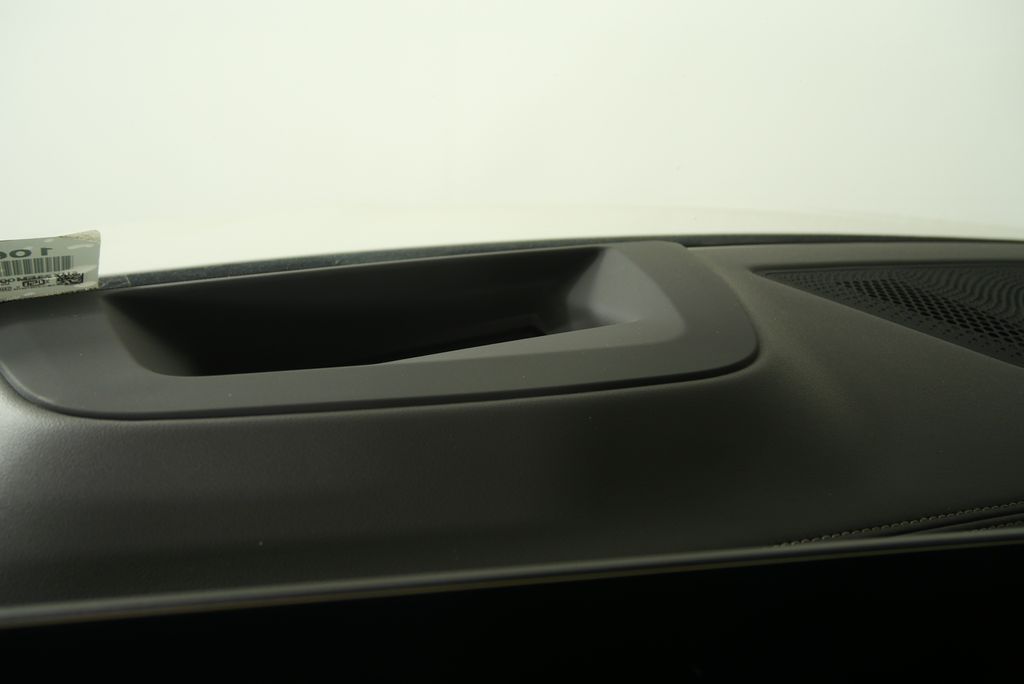Thumbnail: 2026 BMW X7 - 23