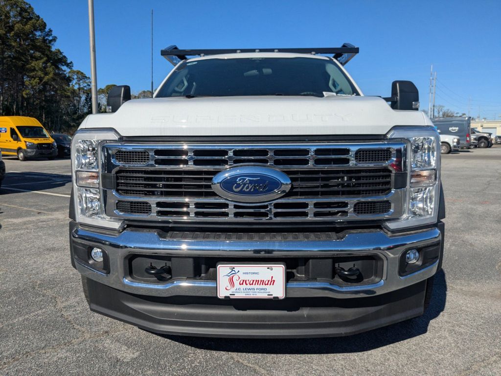 2025 Ford F-450 Chassis XL